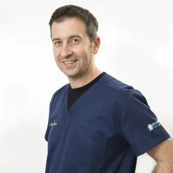 MEDICO ODONTOIATRA
